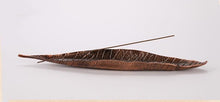Lade das Bild in den Galerie-Viewer, Räucherstäbchenhalter &quot;Blatt&quot; - SHUAIVIBES
