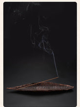 Lade das Bild in den Galerie-Viewer, Räucherstäbchenhalter &quot;Blatt&quot; - SHUAIVIBES
